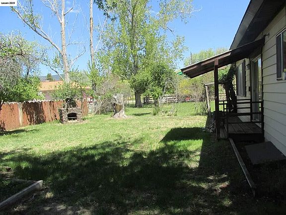 3rd image of 1024 S Railroad Ave