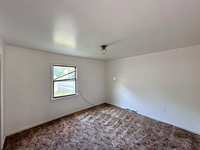 613 Countyline St #1 — Photo 7