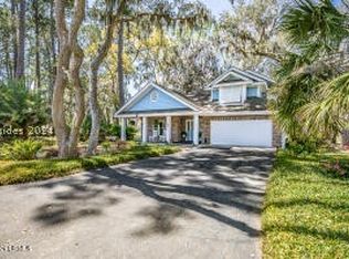 66 S Boone Rd, Saint Helena Island, SC 29920