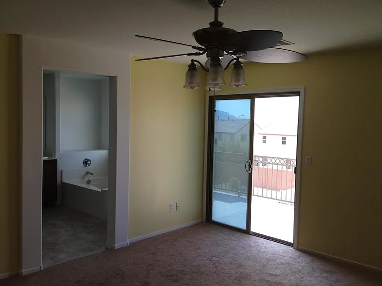 3621 Remington Grove Ave — Photo 7