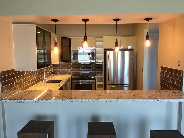 6363 Christie Ave #1911 — Photo 6
