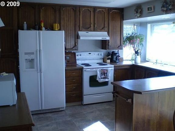 2nd image of 1116 SE 131st Ave