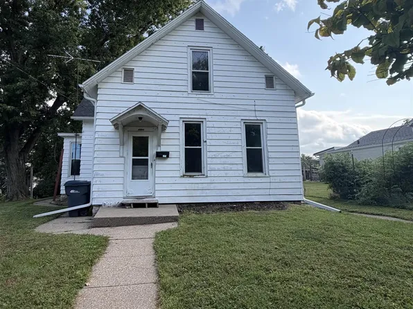 1205 Plank St, Burlington, IA 52601