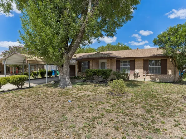 5143 Village Row, San Antonio, TX 78218