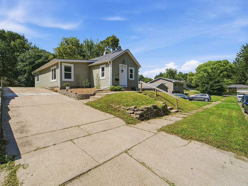 1st image of 4034 7th St