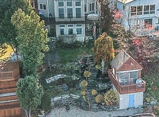 3221 Ridge Rd, White Lake, MI 48383