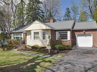 2063 Coolidge Pl, Niskayuna, NY 12309