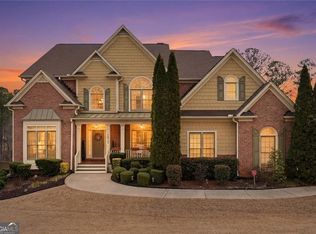 1915 Brackendale Rd NE, Kennesaw, GA 30152