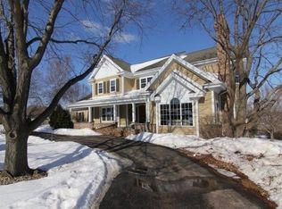 5817 Tree Line Dr, Fitchburg, WI 53711