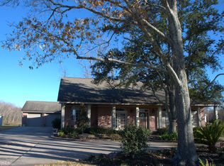 935 Runneburg Rd, Crosby, TX 77532