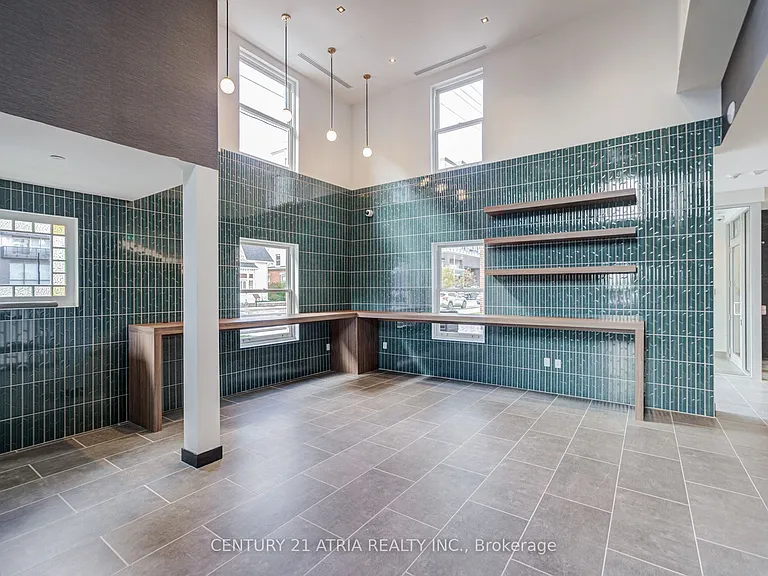 2475 Old Bronte Rd #710 — Photo 11