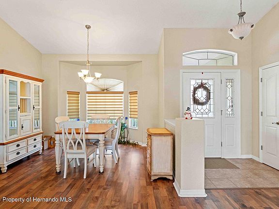 4th image of 6947 N Lockwood Way