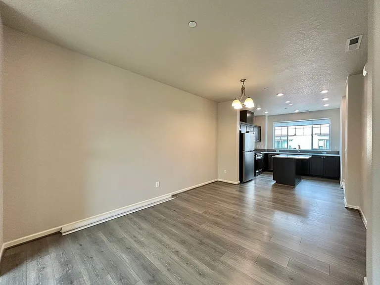 7211 NW Eleanor Ave — Photo 21