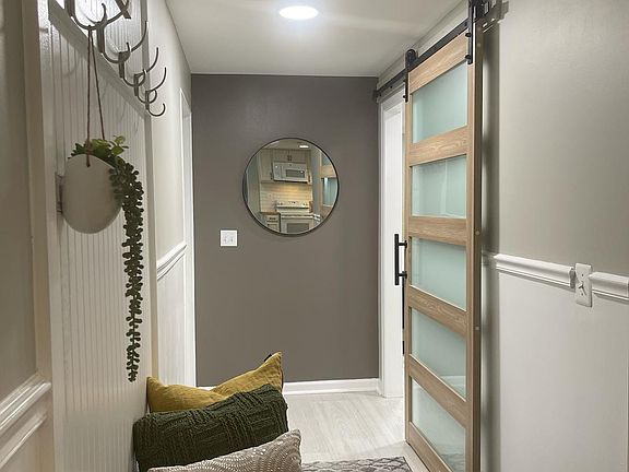 3rd image of 13174 New Parkland Dr #Basement