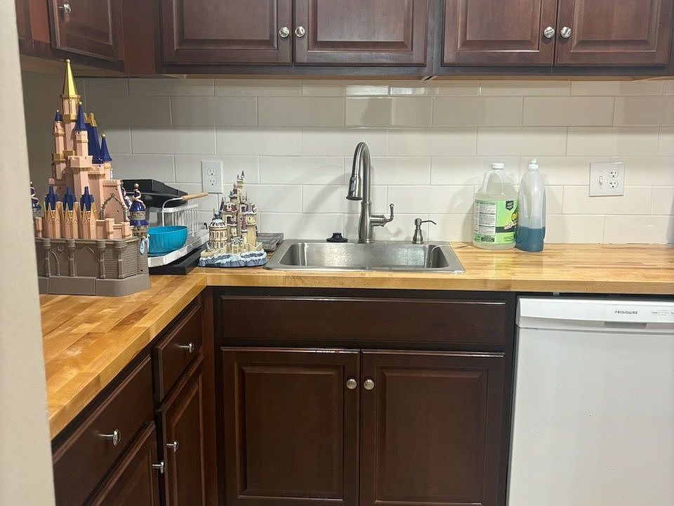 1st image of 411 Sheoah 37 Blvd #37