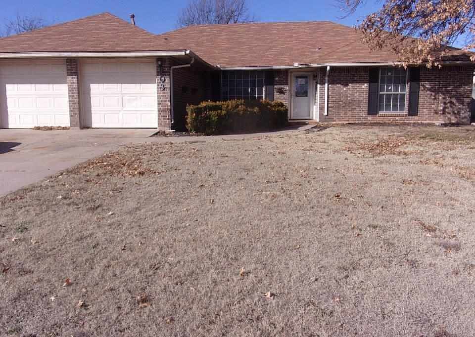 1st image of 908 NW Cheryl Pl
