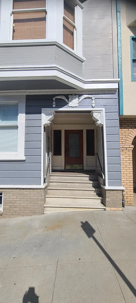 Building Photo - 1340 Vallejo St #2