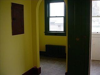 3rd image of 368 W Wyandot Ave