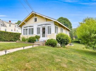 2 Jennie St, New London, CT 06320