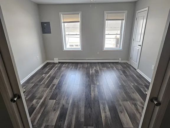 3rd image of 87 Jefferson St #1