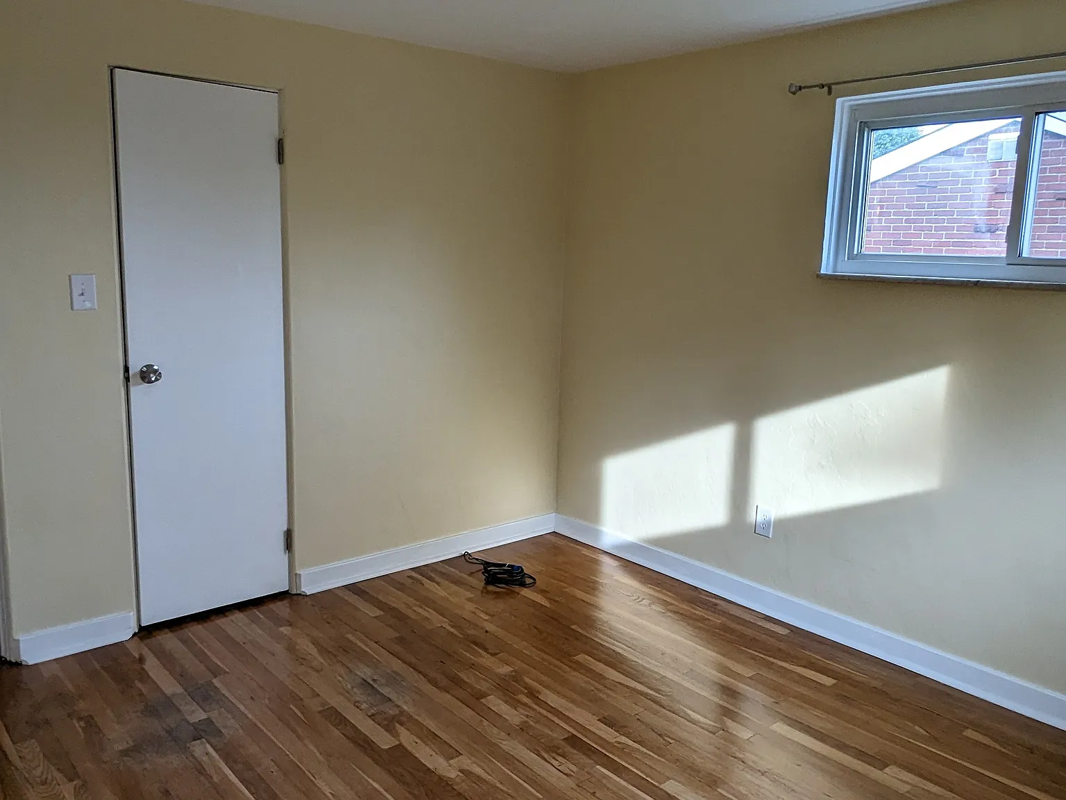 2 bed, 900 sqft, $1,150 — Photo 4