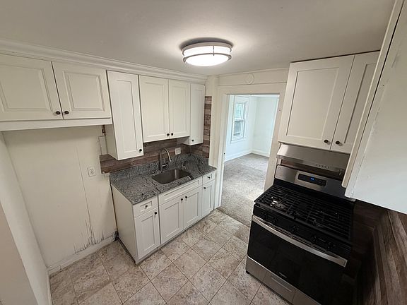 4th image of 431 E Union Ave Floor 2