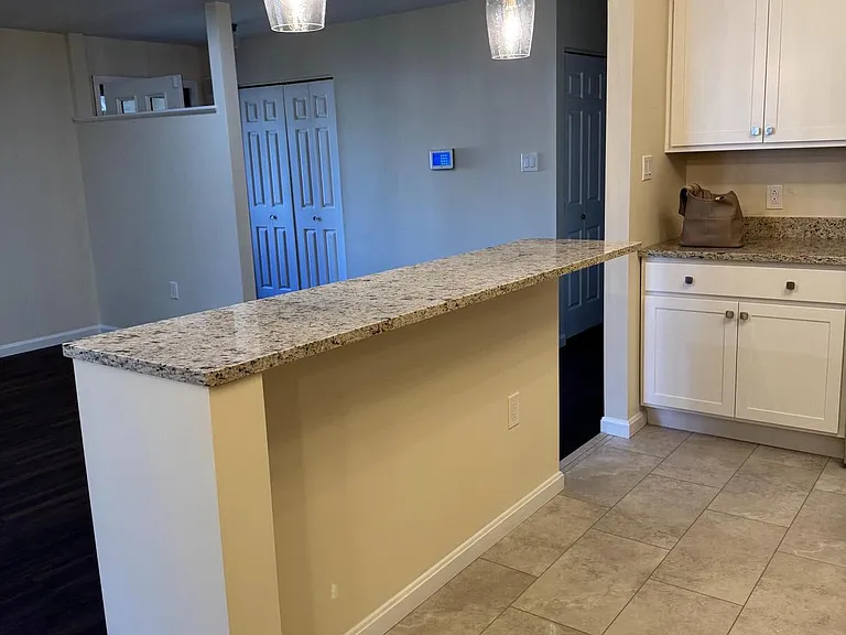 168 Valley Greene Cir #168 — Photo 10
