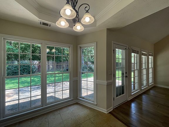 Dining Area off kitchen and back door to patio