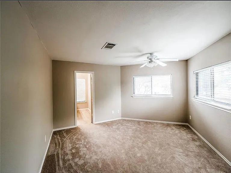 1173 Forest Bluff Trl — Photo 29