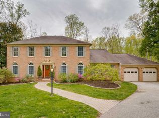 702 Falls Rd, Parkton, MD 21120