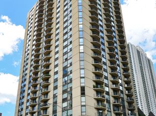 70 W Huron St APT 705, Chicago, IL 60654