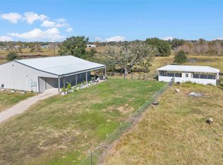 1210 County Road 32, Danbury, TX 77515
