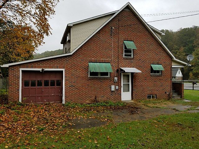 2nd image of 1417 Riverside Dr
