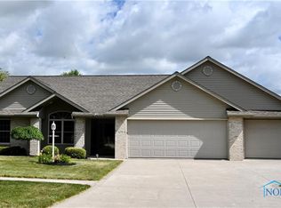 1270 Bearpaw Dr, Defiance, OH 43512