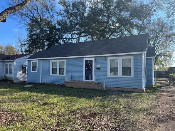 2416 Broadway Dr, Bossier City, LA 71111