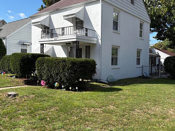 2nd image of 4037 Bowen Rd