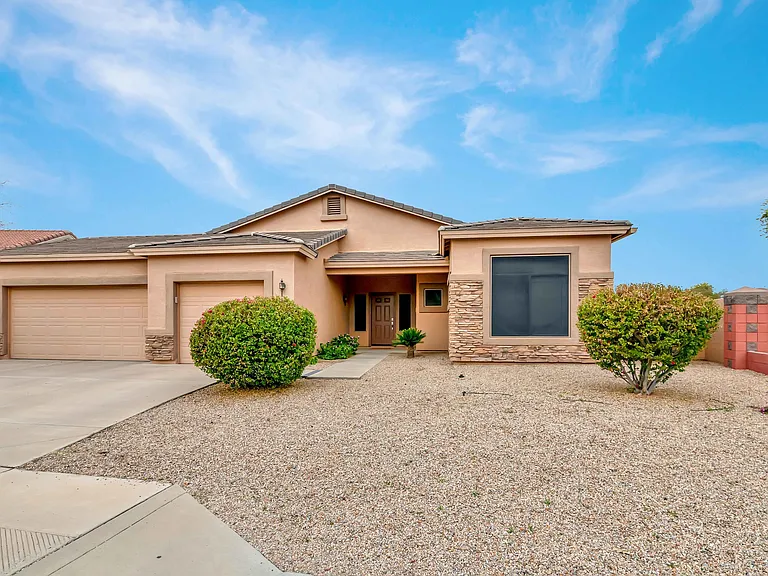 10226 E Laguna Azul Ave — Photo 11