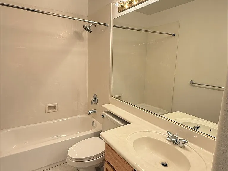 10975 Calcedonian St — Photo 13