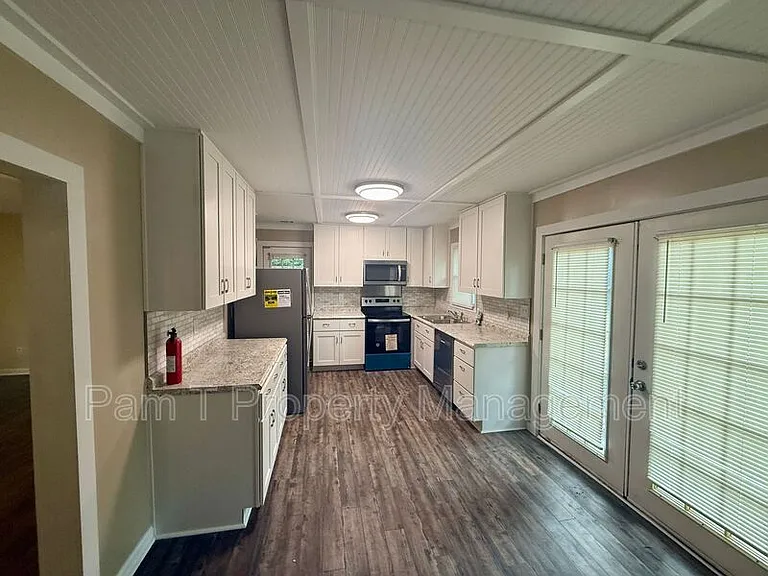 17 Vineyard Dr — Photo 4
