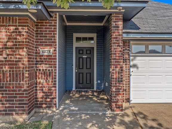 3rd image of 6023 Applegate Cir