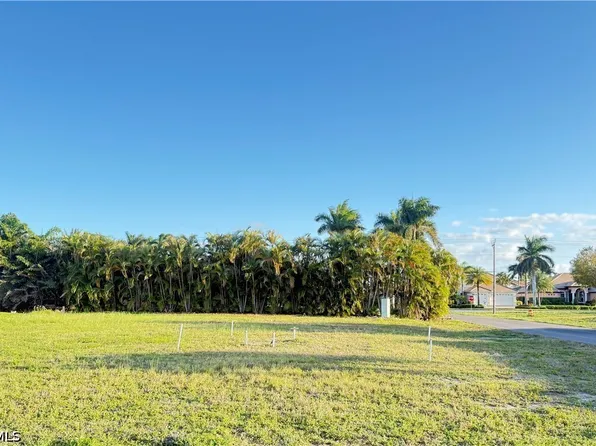 1928 SW 54th Ln, Cape Coral, FL 33914