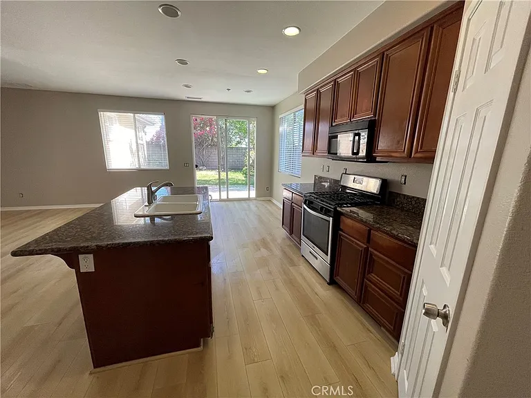 16141 San Jacinto Ave — Photo 9