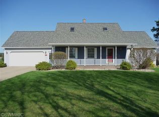 67861 Marian Trl, Sturgis, MI 49091