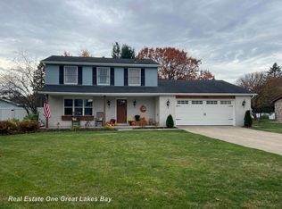 7655 Laurie Ln N, Saginaw, MI 48609