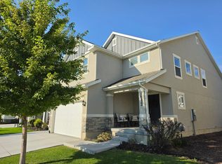16222 S Coupler Ln, Bluffdale, UT 84065
