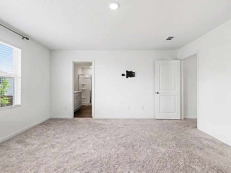 1803 Chapel Hill Rd — Photo 8