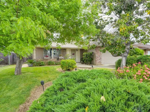 9300 La Riviera Dr, Sacramento, CA 95826