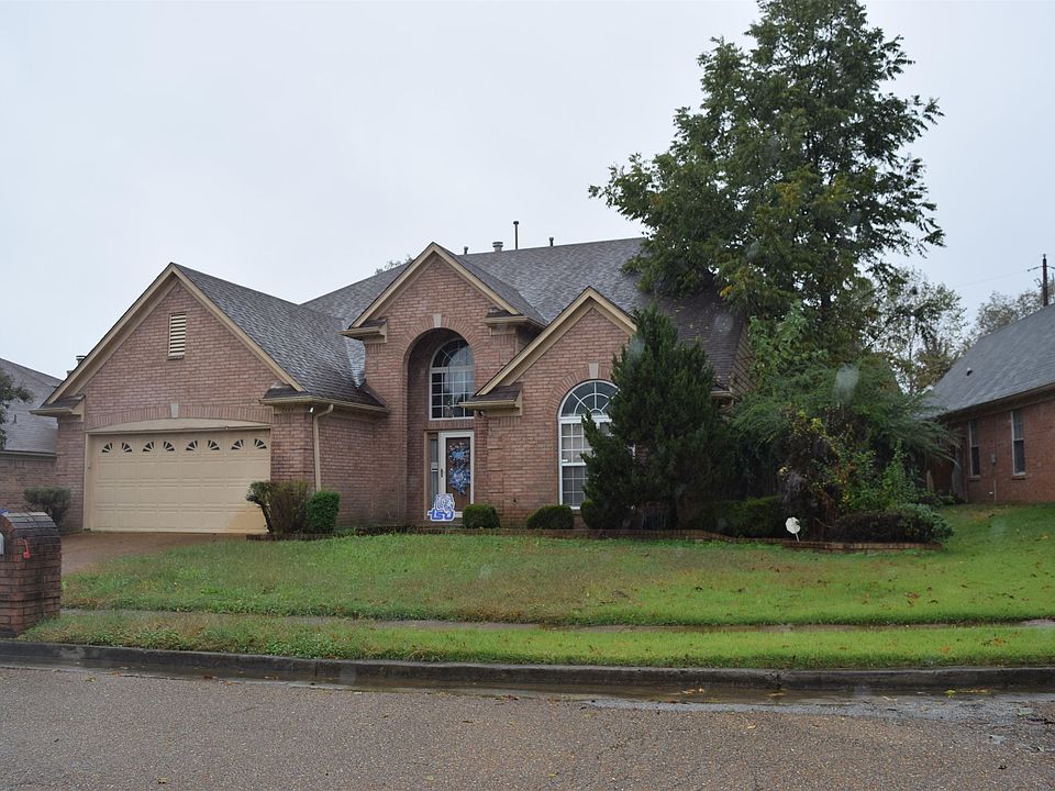 2nd image of 7555 Windsong Dr