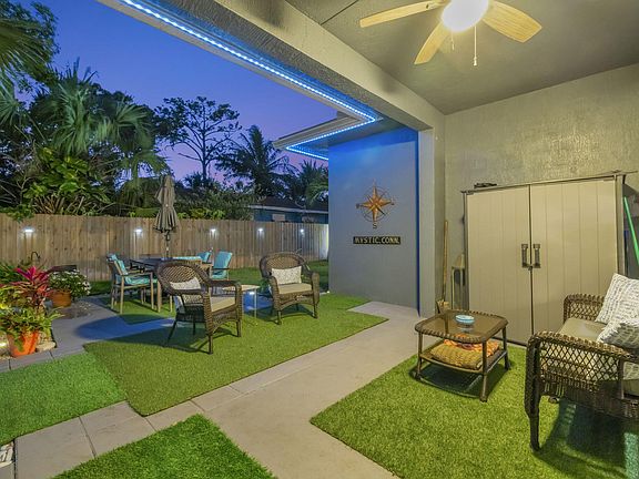 3rd image of 4087 NW 5th Avenue