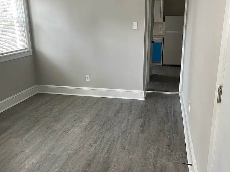 319 Mercer St #B — Photo 3